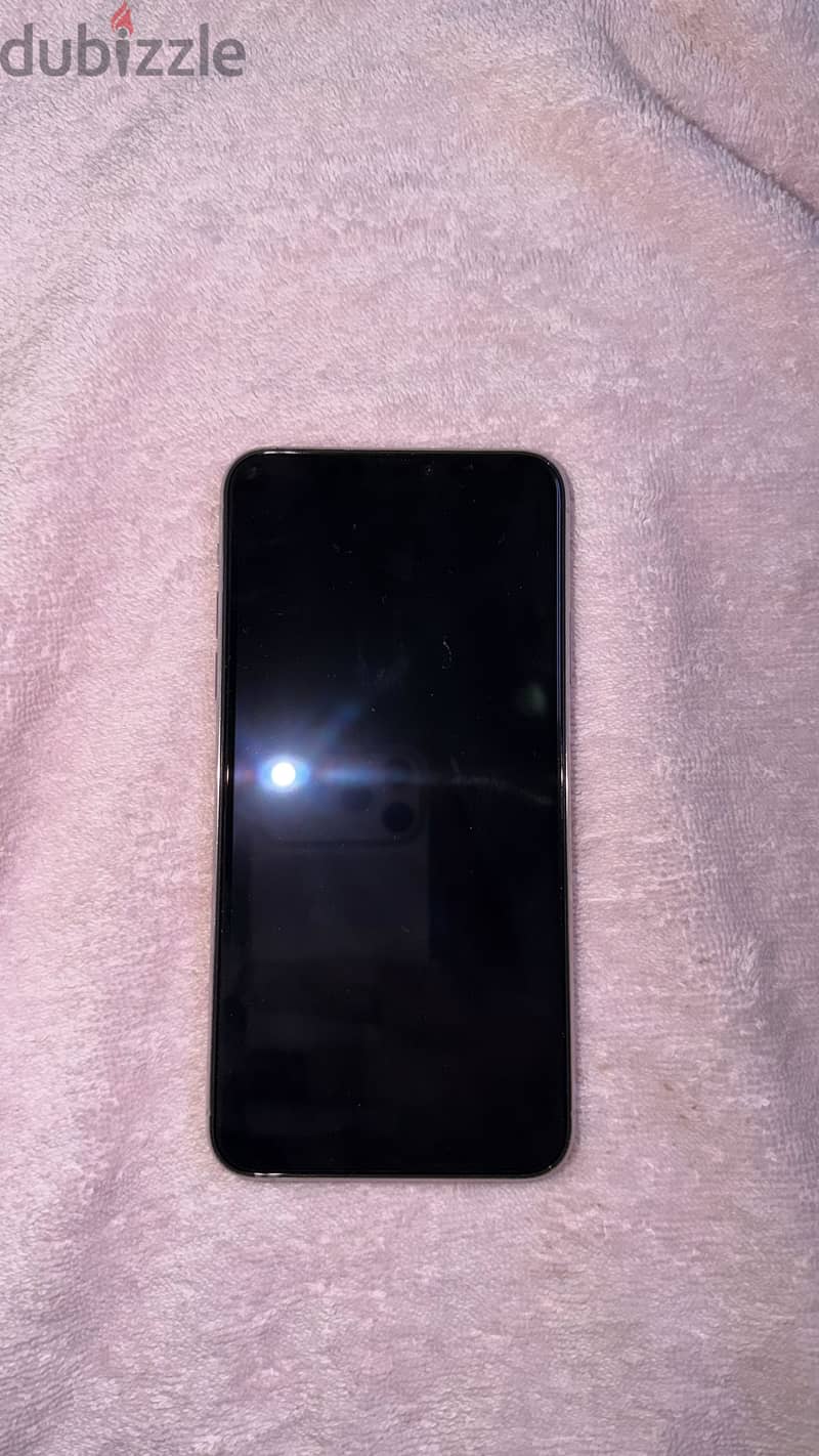 Apple - iPhone 11 Pro Max 3
