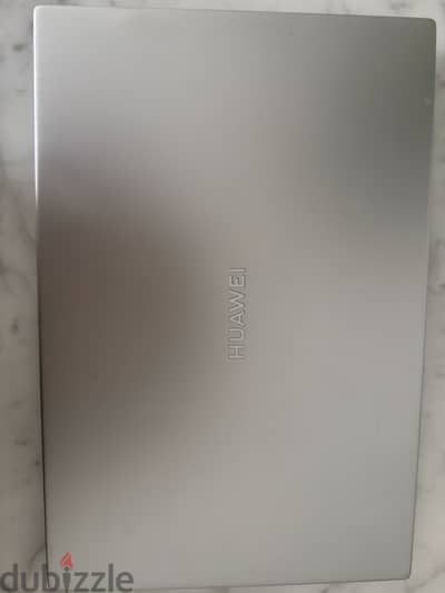 Huawei matebook D13