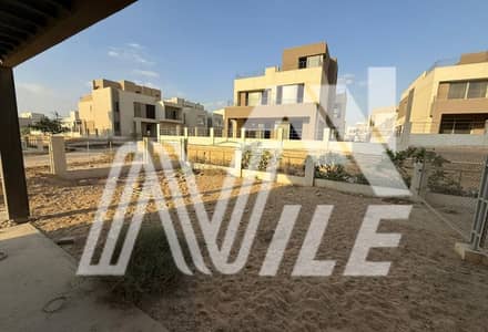فيلا مستقلة 440 متر متشطبة بنسبة 85% للبيع فيو لاندسكيب بسعر مميز في كمبوند بالم هيلز القاهره الجديدة