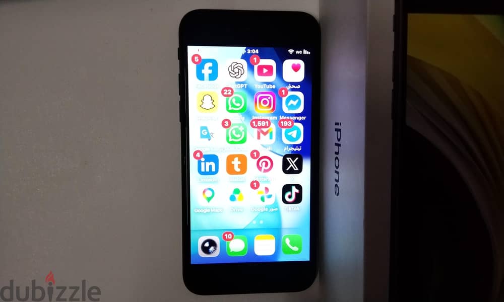 Apple - iPhone SE 1