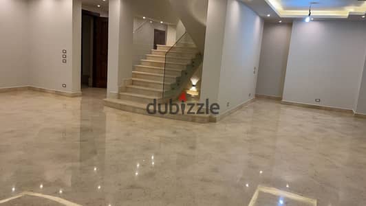 فيلا Standalone فاخرة للإيجار في CFC Oriana | 5 Master Bedrooms | مساحة 490م | تشطيب راقي | Kitchen مجهز و AC's | جاهزة للسكن