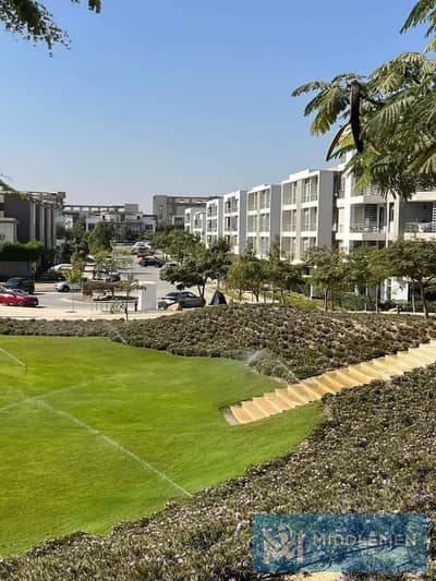 شقه 111متر جاردن 60متر متشطب بالكامل بالمطبخ و التكيفات لوكيشن مميز تاج سيتي القاهره الجديده taj city