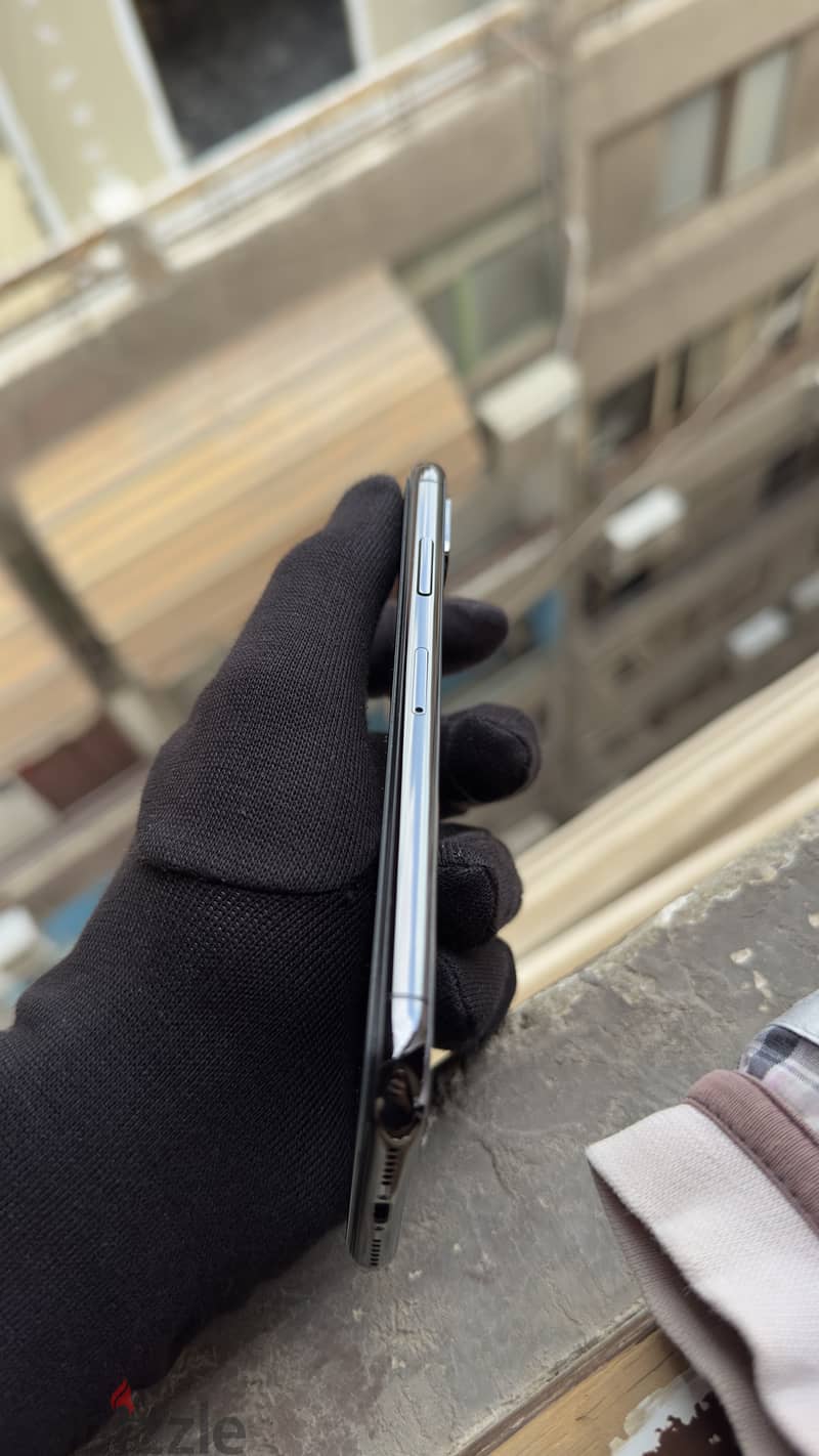 Apple - iPhone X 2