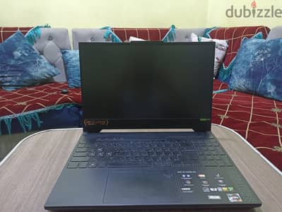 لبيع لاب توب استعمل خفيف
