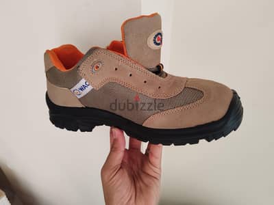 كوتشى سفتى واق عمانى