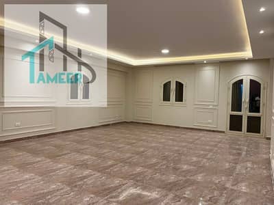 Apartment for sale in the third neighborhood in the Fifth Settlement area of 185m