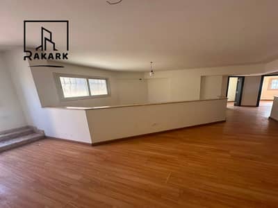 Office 100m for rent in Sheraton residences in the ministers' square