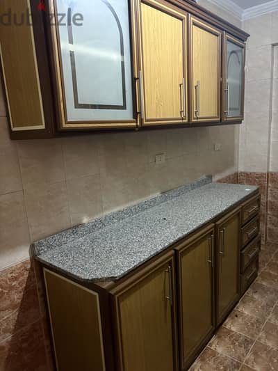 مطبخ للبيع ٤ قطع