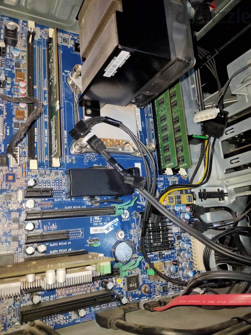 Z640 Original 925W Platinum Power Supply Intel Xeon E5-2680 v7 Process 4