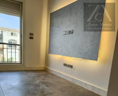 Penthouse for rent in Stone Residence Compound, Katameya, Cairo. 4 rooms with kitchen.
