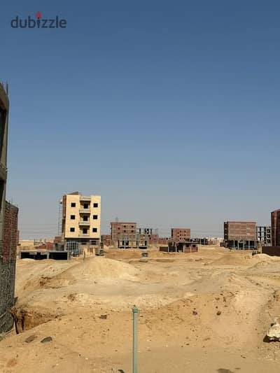 للبيه قطعة ارض بحري على الشارع الرئيسي مباشرة دقيقة للطريق الاقليمي