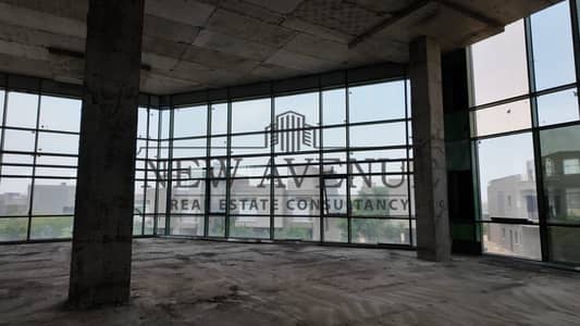 مكتب متشطببالكامل للايجار  في قلب الجولدن سكوير التجمع الخامس Golden Square New Cairo