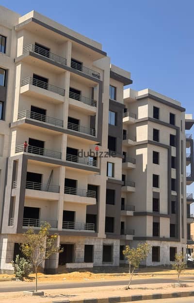 Luxury finished apartment (upper floor) available for immediate handover! Features a dual view of the pool and landscape, an excellent layout, and the Luxury finished apartment (upper floor) available for immediate handover! Features a dual view of the pool and landscape, an excellent layout, and the