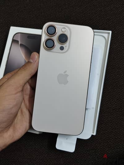 Apple - iPhone 16 Pro Max