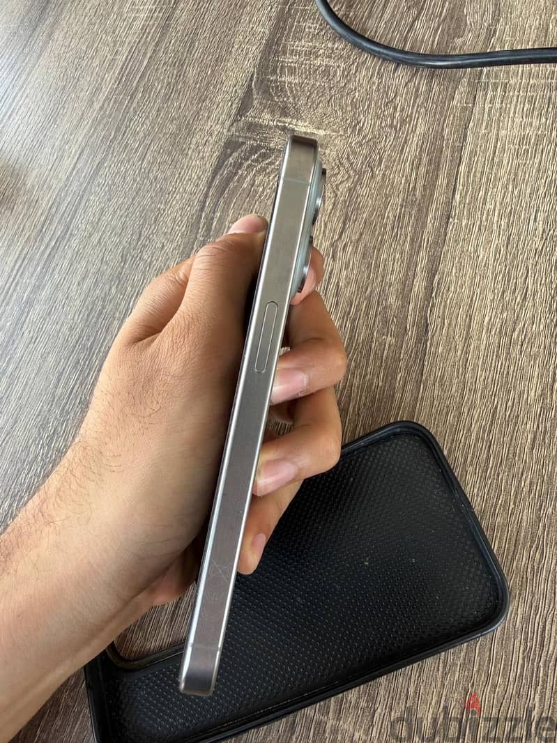 Apple - iPhone 15 Pro 3