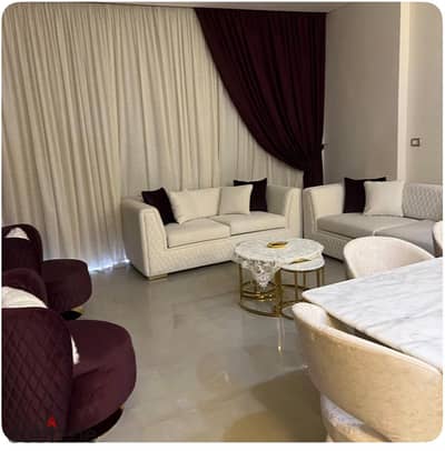 شقة لقطه اول سكن بفرش مودرن في كومباوند Lake View