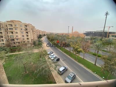 شقه للايجار المفروش فى مدينتي