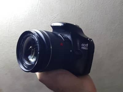 كانون Canon 1100D بحالة ممتازة مع الملحقات - للبيع