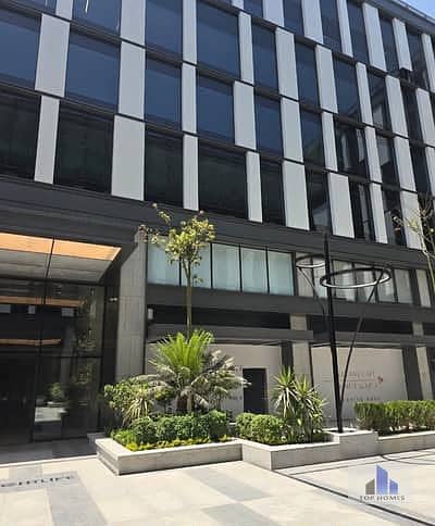 مكتب إداري للإيجار 200 متر بموقع مميز في بارك ستريت ايست في قلب التجمع الخامس - Park Street East مكتب إداري للإيجار 200 متر بموقع مميز في بارك ستريت ايست في قلب التجمع الخامس - Park Street East