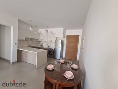 شاليه للبيع Prime Locationمارينا 1مراسي 105م متشطب بالتكيفات sea view