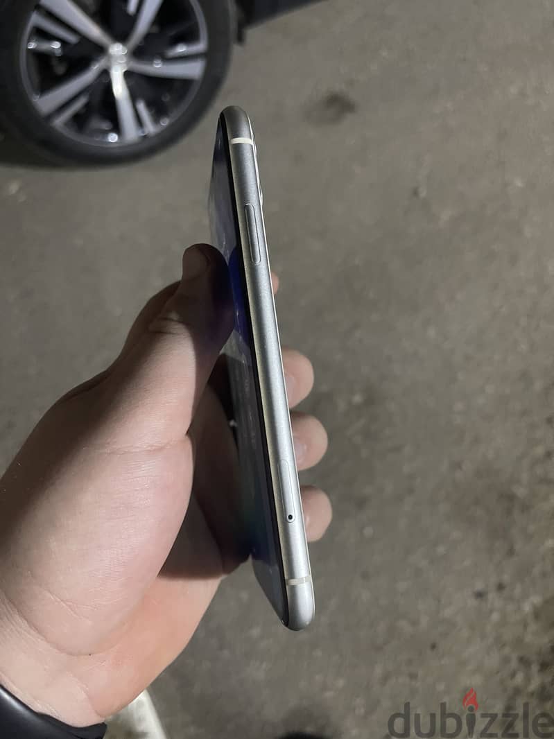 iPhone 11 water proof 1