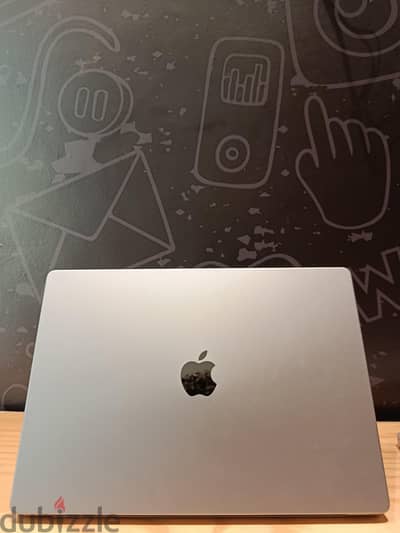 MacBook pro m1 pro 16 inch ram 16 Hard 512 battery 97 CPU 10 GPU 16