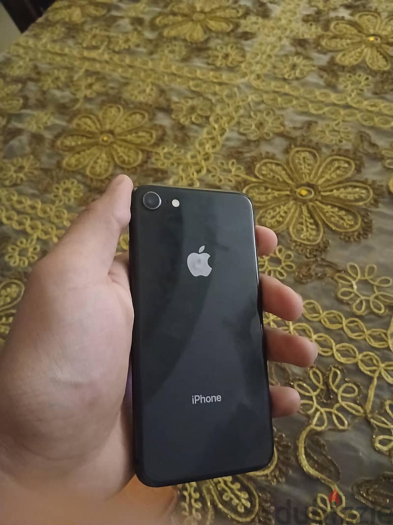 Apple - iPhone 8 2