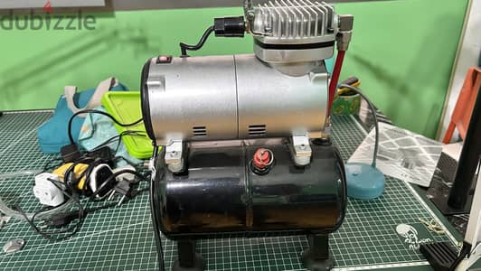 Portable Mini Air Compressor 3 L airbrush