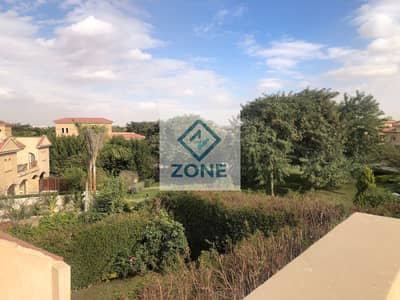 Twin house for rent, special finishes, amazing location, and special price next to the gate. Twin house for rent, special finishes, amazing location, and special price next to the gate.