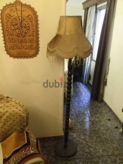 ابجورة ستاند للاضاءة