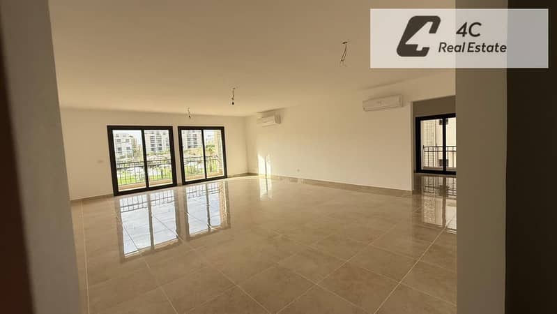 Apartment 160m 3 bdr ready to move super lux finishing with ACs kitchen  prime location in Al Marasem Fifth Square Fifth Settlement