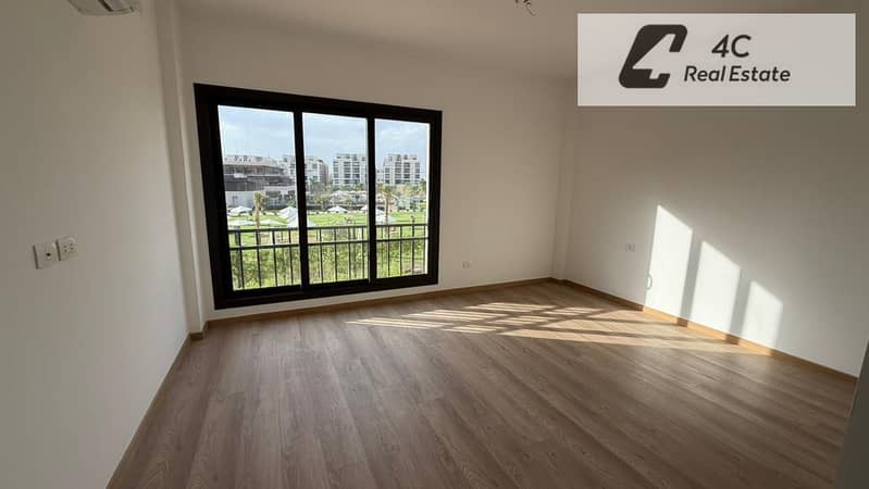 Apartment 160m 3 bdr ready to move super lux finishing with ACs kitchen  prime location in Al Marasem Fifth Square Fifth Settlement