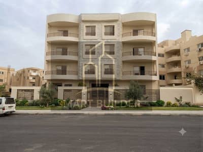 Apartment at cost price American University Housing Fifth Settlement half finished immediate delivery prime location area 260 meters share in the garage elevator at a bargain price
