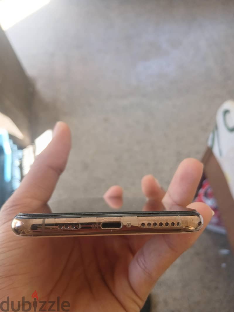 Apple - iPhone XS Max 2