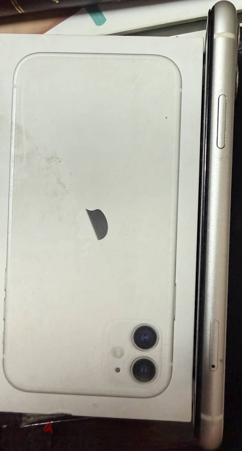 Apple - iPhone 11 2