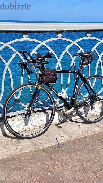 GT road bike عجله رود