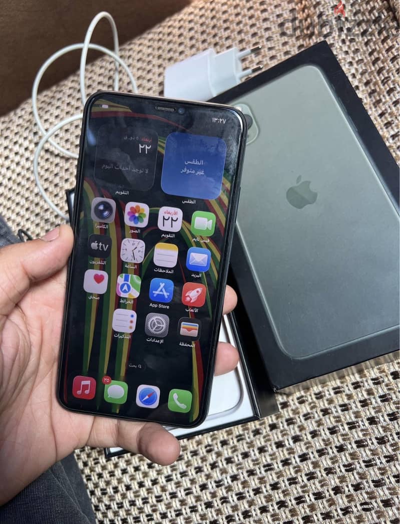 Apple - iPhone 11 Pro Max 1