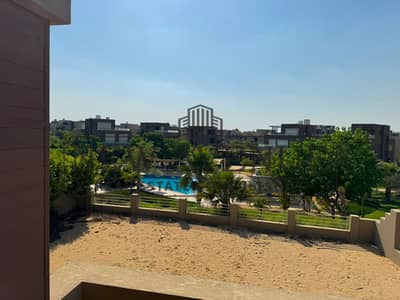 فيلا مستقلة للبيع في بالم هيلز قطامية إكستنشن Palm Hills Katameya Extension PK2 فى موقع متميز فيو واسعة على المساحات الخضراء و حمام سباحة استلام فورى