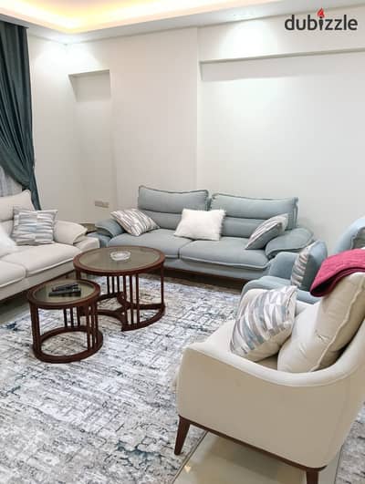 Brand new apartment, first occupancy, never used before. Fully furnished with high-end hotel-style furniture. Fully air-conditioned and equipped