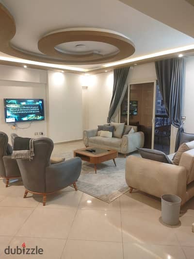 Brand new apartment, first occupancy, never used before. Fully furnished with high-end hotel-style furniture. Fully air-conditioned and equipped