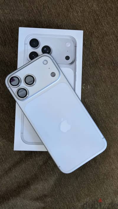 Apple - iPhone 17 Pro Max