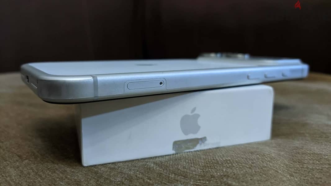 Apple - iPhone 17 Pro Max 4