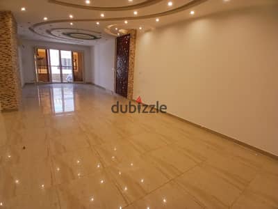Apartment for sale with direct sea view in Sporting, 4 rooms and a living room, direct sea view, floor 1