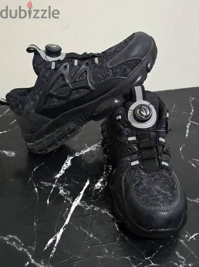 سيفتي شوز ٤٣ ايطالي مريح جدا جدا safety shoes