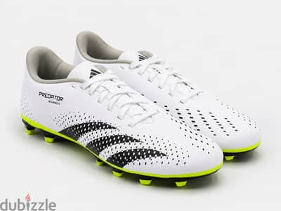 Adidas Predator Accuracy. 4 MG