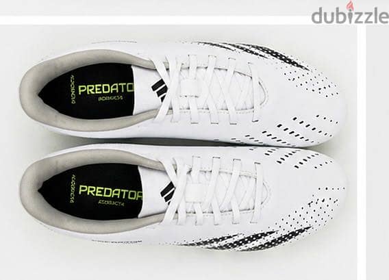 Adidas Predator Accuracy. 4 MG 2