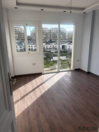 Apartment for Rent Ultra Super Lux Club View - Mountain View iCity Apartment for Rent Ultra Super Lux Club View - Mountain View iCity