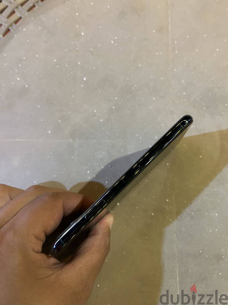 Apple - iPhone 11 Pro 3