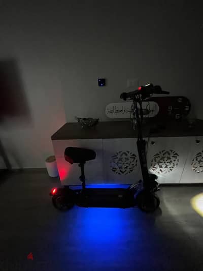 Electric scooter سكوت الكهرباء