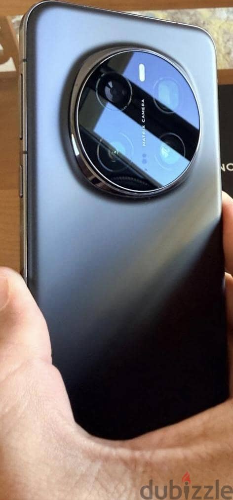 Honor Magic7 Pro 1